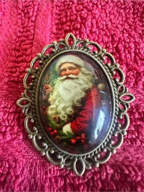 Santa Portrait Brooch in Red and Gold-Tone Filigree